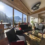 Chalet In Neukirchen By The Area Neukirchen am Großvenediger