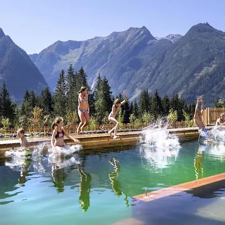 In Neukirchen Near Area Horská chata