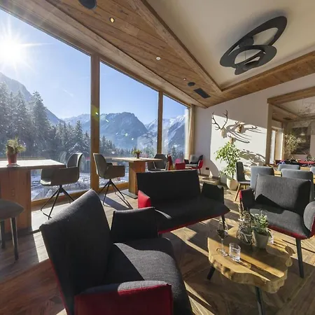 Chalet In Neukirchen By The Area Neukirchen am Großvenediger