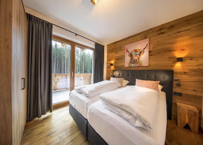 In Neukirchen Near Area * Neukirchen am Großvenediger